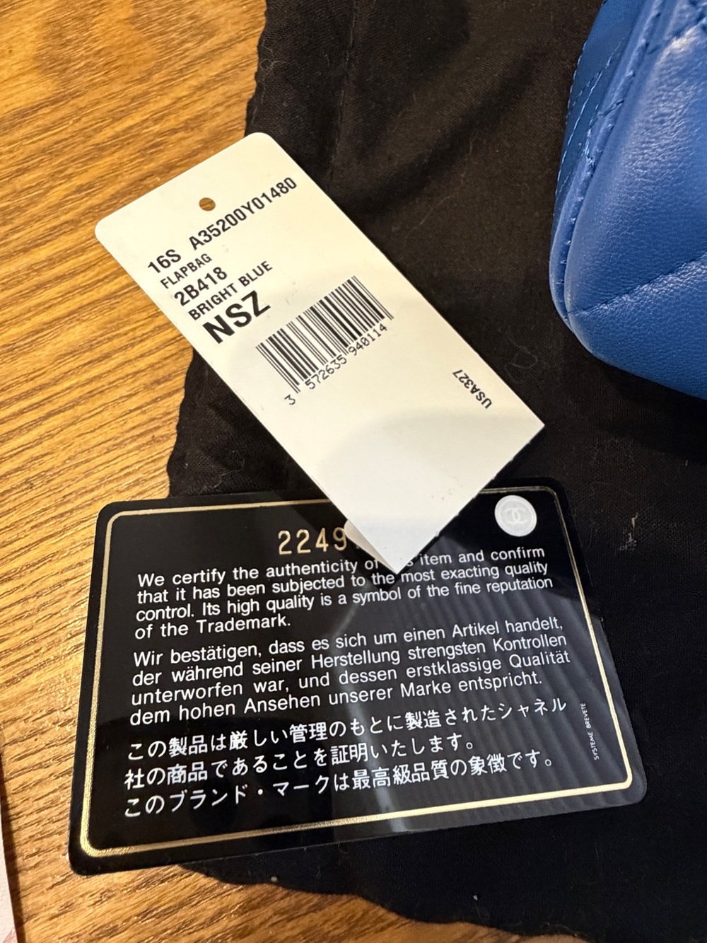 CHANEL square Quilted Lambskin Mini Flap Bag in Bright blue - Picture 3 of 9
